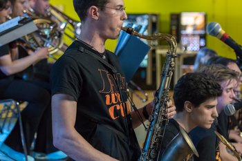 Das Jugendjazzorchester rockte bei "Jazz am Campus"