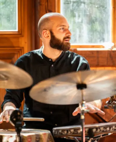 Amir Wahba ©wellenklænge-Julia Geiter World Percussion – Vielfalt und Möglichkeiten im Musikschulunterricht