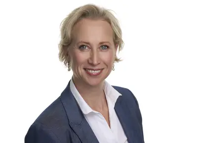 Foto von Frau Julia Saarinen - 