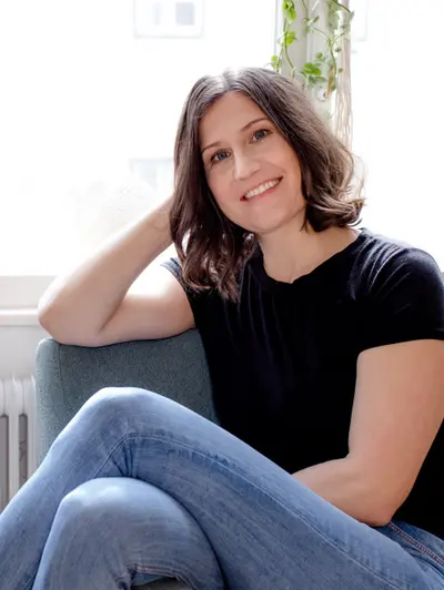 Agnes Haider Playdate am Klavier