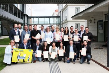 Wir gratulieren den 20 Absolventinnen und Absolventen der Leiterakademie! 