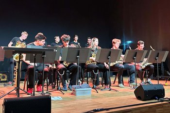 Das Jugendjazzorchester NÖ rockt Schloss Gainfarn!