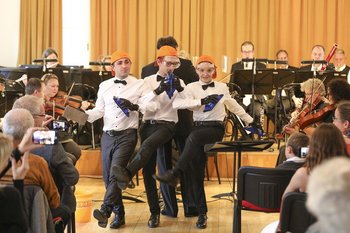 Junge Talente begeisterten bei Kurkonzert mit dem Orchester der Bühne Baden