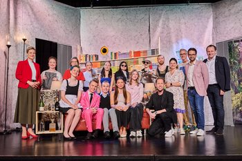 Schauspielakademie St. Pölten begeistert mit „Hasch mich, ich bin der Mörder"