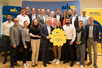 FORUM:LEITENDE Akademie: 21 neue Abschlüsse und 200. Absolvent im 10. Durchgang