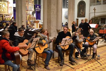 Die Musik- und Kunstschule Waidhofen/Ybbstal lädt zum Waidhofner Advent