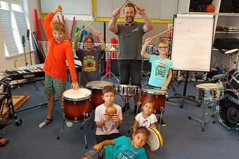 Musikschule Korneuburger Musikfreunde – Trommeln ist immer im Trend!